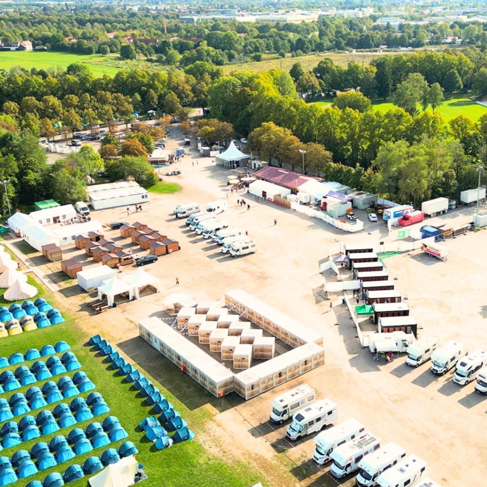Oktoberfest Wiesn Camp *